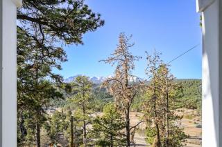 Tiny Home with Mountain Views BBQ & Family Perks - 5