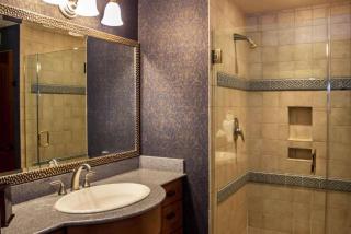 Beautiful Studio Apt in a great resort setting with fountains, courtyards, and pool with bar - Peoria - 1