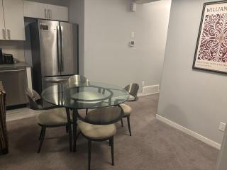 Spacious 2BR Suite - SW Edmonton - Edmonton - 4