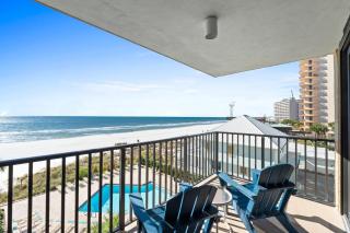 Pelican Walk 410 - 5