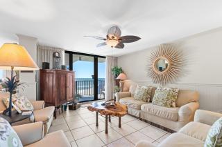 Pelican Walk 512 - 9