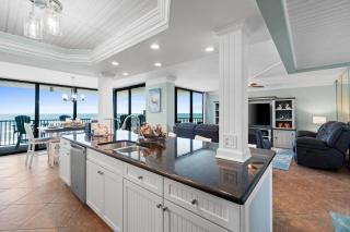 Pelican Walk 812 - 9