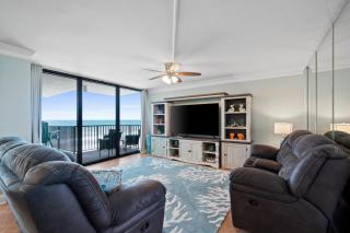 Pelican Walk 812 - 8