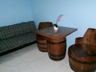 Raine’s studio and more - Kingston - 6