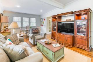 Ideally Located Historic Home with Porch in Columbus - Columbus - 8