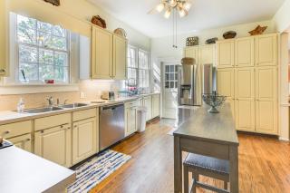 Ideally Located Historic Home with Porch in Columbus - Columbus - 4