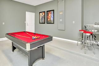 Family Home with Cinema Pool and BBQ Near Disney - 6