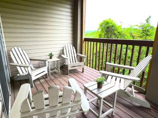 The Cove 13-4 By SDC, Big Deck, Pool, Hot Tub, By Lake , No Stairs - Branson - 9