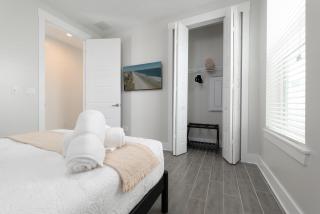 Be a Nomad - Newly renovated 4 blocks to beach - Jacksonville Beach - 6