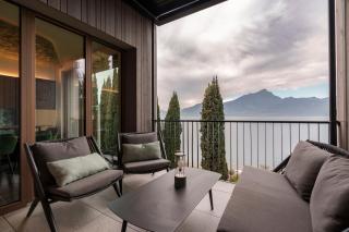Villa Inessa - Ferienwohnung am Gardasee in Torri del Benaco mit Pool & Seeblick - 1