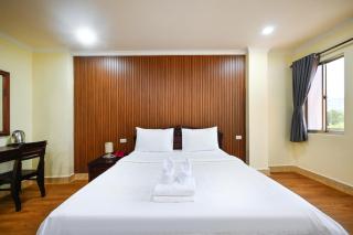 Rainbow Airport Hotel - Free Airport Pick Up And Drop Off - Ho Chi Minh - 2