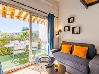 Studio Les Jardins d'Ys-10 by Interhome - Les Issambres - 3