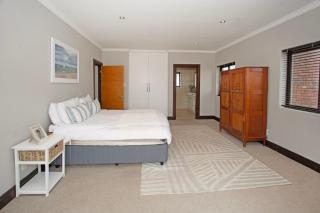 Cape St Francis Holiday Home - Cape St Francis - 7