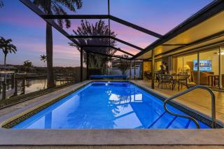 Heated Pool, Gulf Access and Private Dock - Villa Breezy Palms - Roelens - Cape Coral - 1