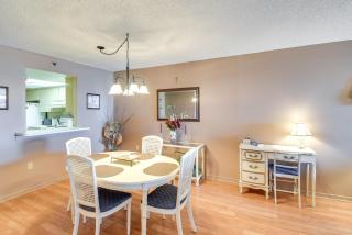 Coastal Condo with Balcony Walk to Madeira Beach! - St Pete Beach - 9