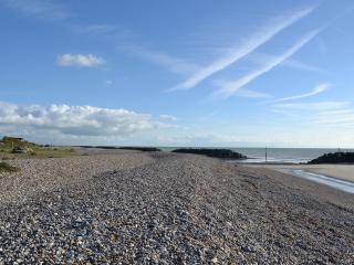 Lo-Tide - Middleton-on-Sea - 1