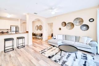 Luxury 2BR Condo - Pool & Hot Tub - Near Disney - Orlando - 7