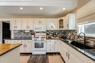 Private Beach and Fishing Pier Wicomico River House - 5