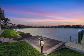 Million Dollar Lake Views, Pool, Bicycles - Villa Coastal Bliss - Roelens - Cape Coral - 4