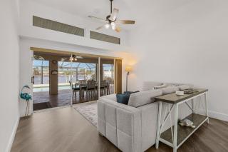 Million Dollar Lake Views, Pool, Bicycles - Villa Coastal Bliss - Roelens - Cape Coral - 3