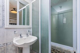 18 OnThorn-Four Bedroom House - Grid Tied 10kva Solar System - Durban - 8