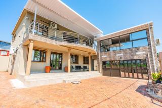 18 OnThorn-Four Bedroom House - Grid Tied 10kva Solar System - Durban - 0
