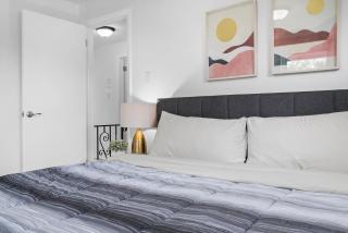 Modern and Spacious House Pittsburgh - 2