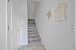 1055-3BR Condo in Champions Gate – Mickey Room + Pools & Entertainment! - Kissimmee - 4