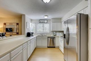 70 Springwood Nice 3 BR 3 BA Condo near the beach and Coligny Shops Town Park close - Hilton Head Island - 1