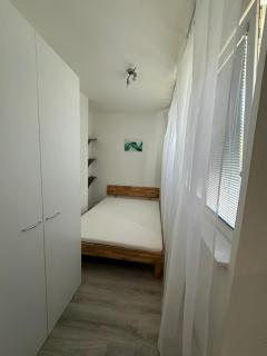 Modern Apartment Near Football Stadium - Košice - 7