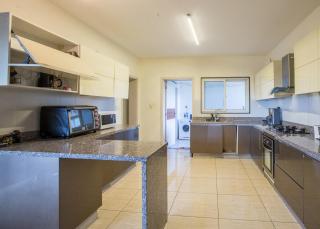 Luxury Nairobi Metropolitan Apartment - Nairobi - 4