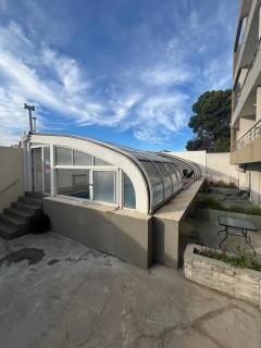 Monoambiente Casa del parque Complejo c pileta climatizada - Necochea - 2