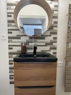 Magnifique studio en RDC au cœur de la boucle - 1