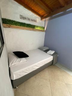 Apartamento cerca al aeropuerto Olaya herrera - Medellín - 1