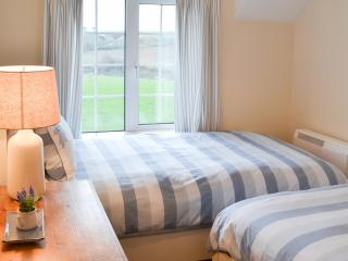 St Cadoc Cottage - Saint Merryn - 3