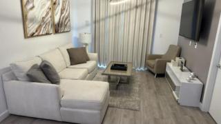 5 Bed Modern Family Home with Grill - 5