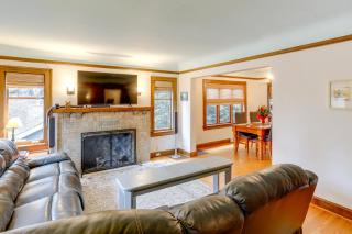 Charming Tudor-Style Rental Near Green Lake! - Seattle - 0