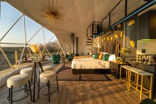 Deluxe Stargazer Dome Retreat in Stunning Nature - 9