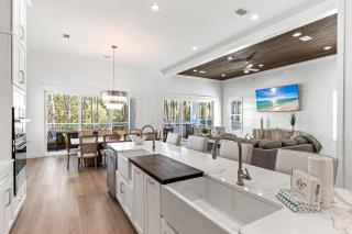 Coastal Opulence - 6