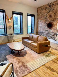 Luxe 220, Unit 2 - Front Street Suite - Wilmington - 1