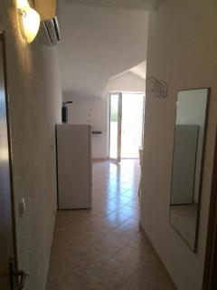 Apartments Crnjac - 4