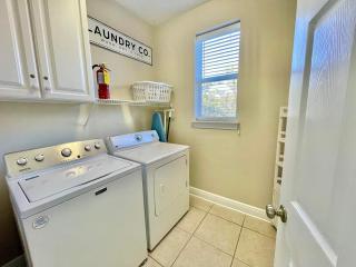 Bikinis & Martinis-Private Pool, pet friendly-SGI-Plantation - St. George Island - 6