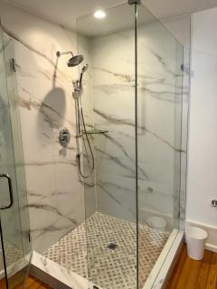 Luxe 220, Unit 7 - Entire Penthouse Property - sleeps 20 - Wilmington - 5