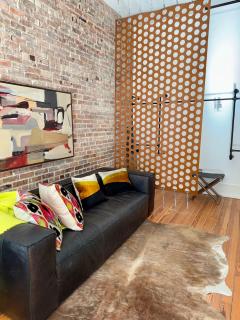 Luxe 220, Unit 7 - Entire Penthouse Property - sleeps 20 - Wilmington - 4