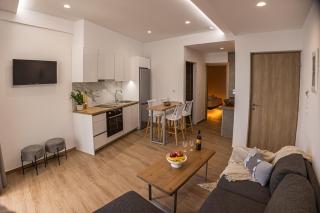 Coastline of paradise 3 - 4