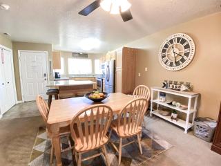 Tennis View Condo 201 - Garden City - 4