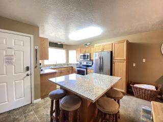 Tennis View Condo 201 - Garden City - 8
