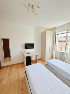 Seveso Milan Central Rooms - Milan - 2