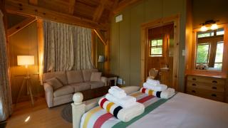 Port Cunnington Lodge - Dwight - 3