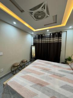 Apartment in lahore bahria town - Lahore - 4